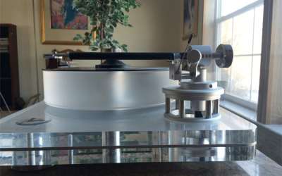 Clearaudio Avantgarde Magnum Turntable with Benz SL Wood